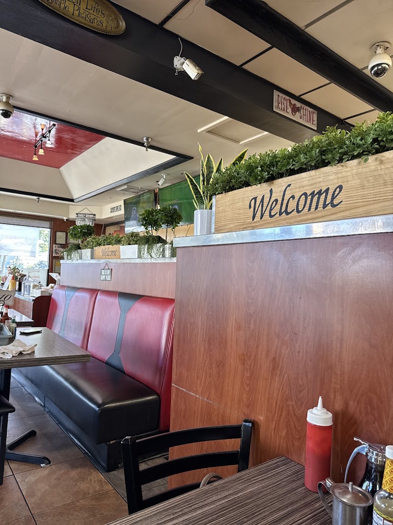 Welcoming diner, ready to seat