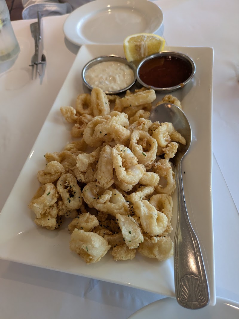 Crispy calamari, two sauces