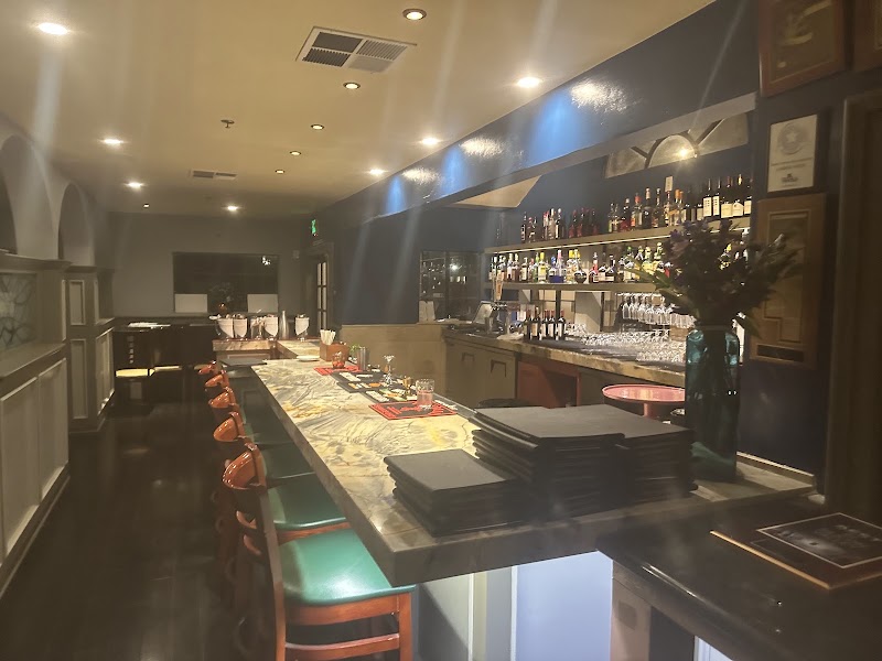 Elegant bar, ready for guests