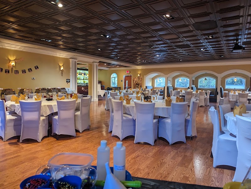 Spacious hall for celebrations