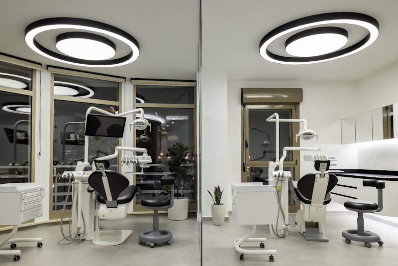 Precision-equipped treatment rooms