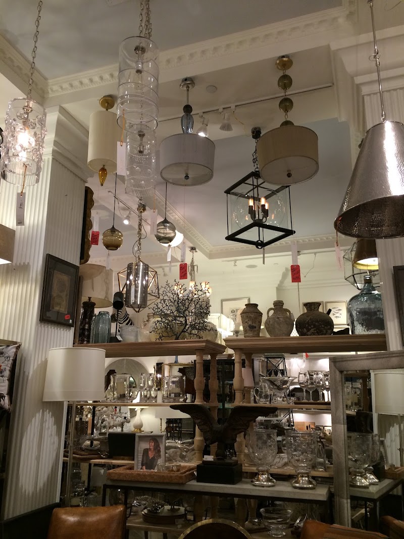 Layered lighting and décor