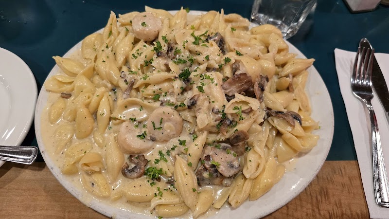 Creamy shrimp mushroom pasta
