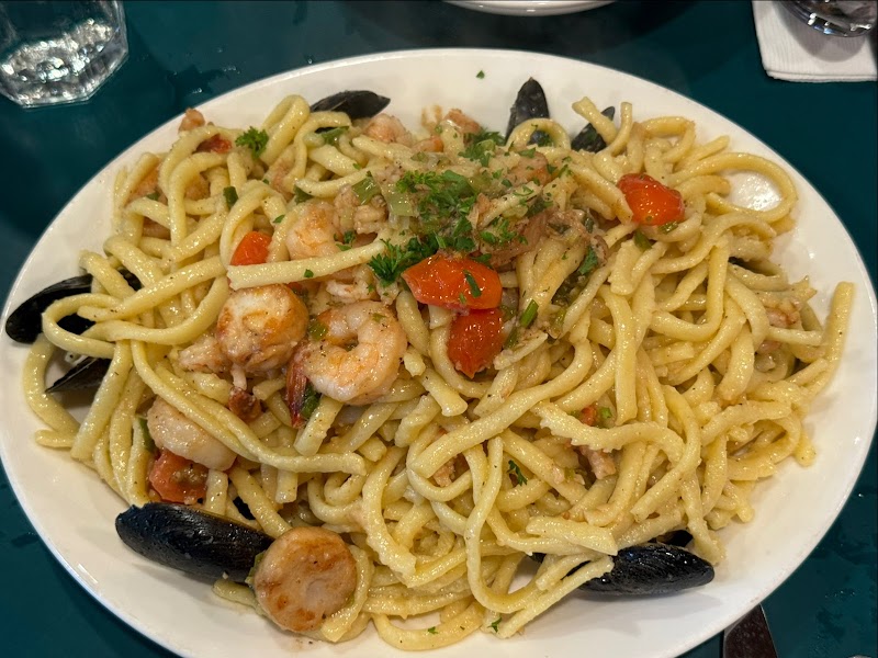 Heaping frutti di mare