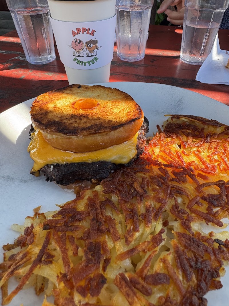 Burger with crispy hashbrowns