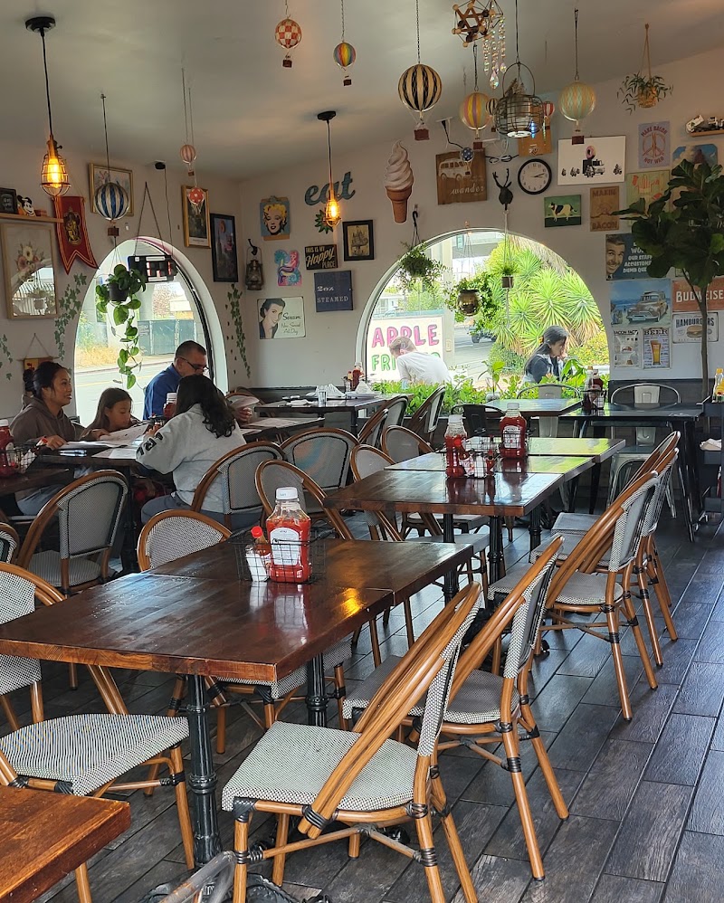 Cozy, eclectic dining room
