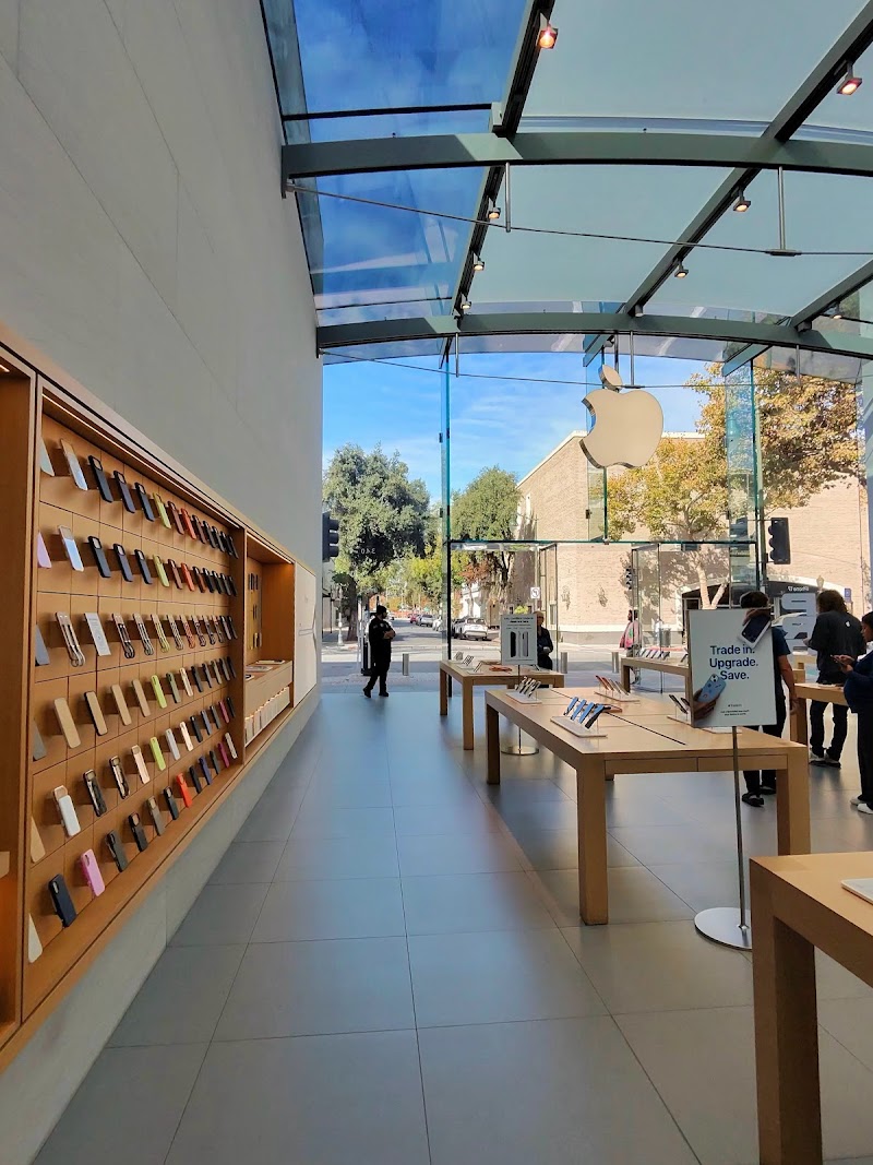 Open, light-filled store entrance