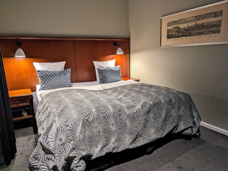 Comfortable well-appointed guest room