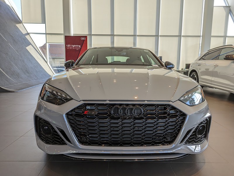RS grille, close up