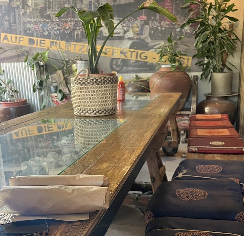 Cosy seating, cushions, greenery