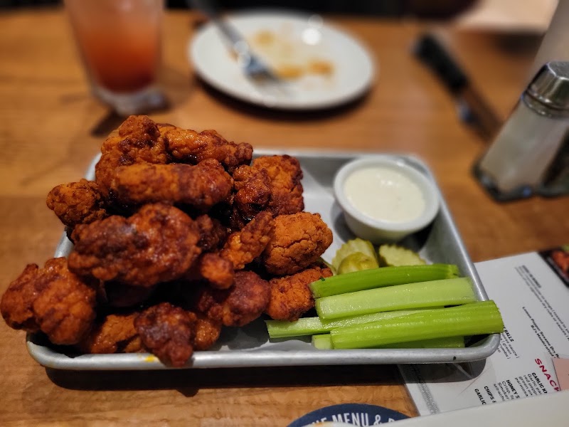 Crispy boneless wings served
