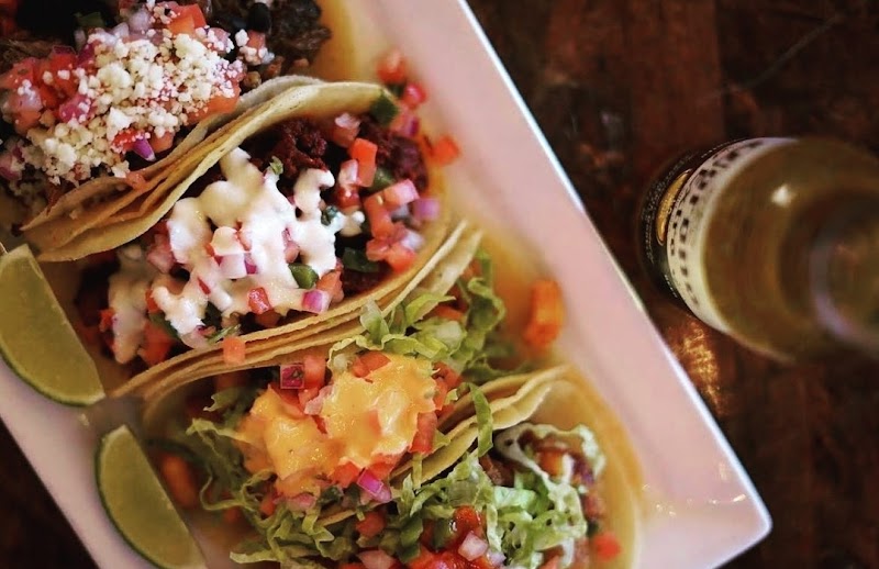 Loaded tacos, fresh toppings