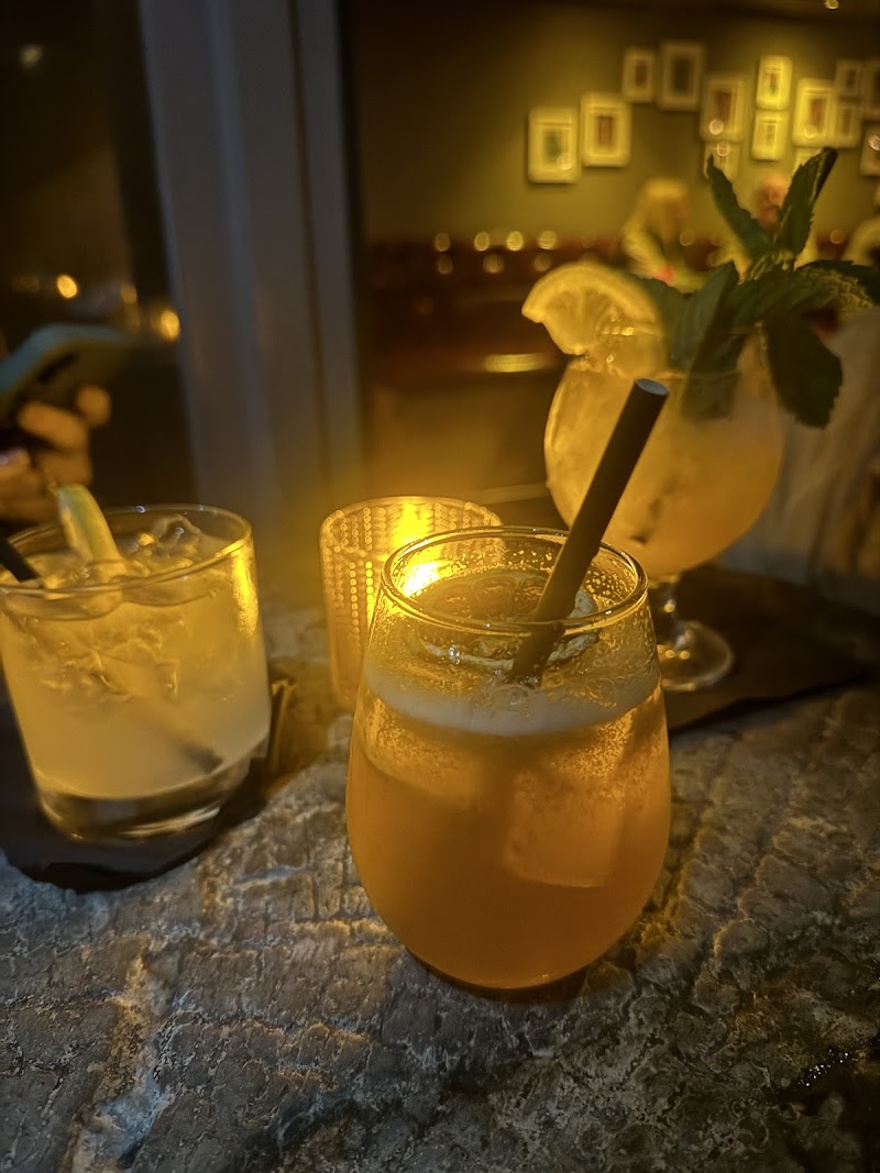 Seasonal cocktails by candlelight