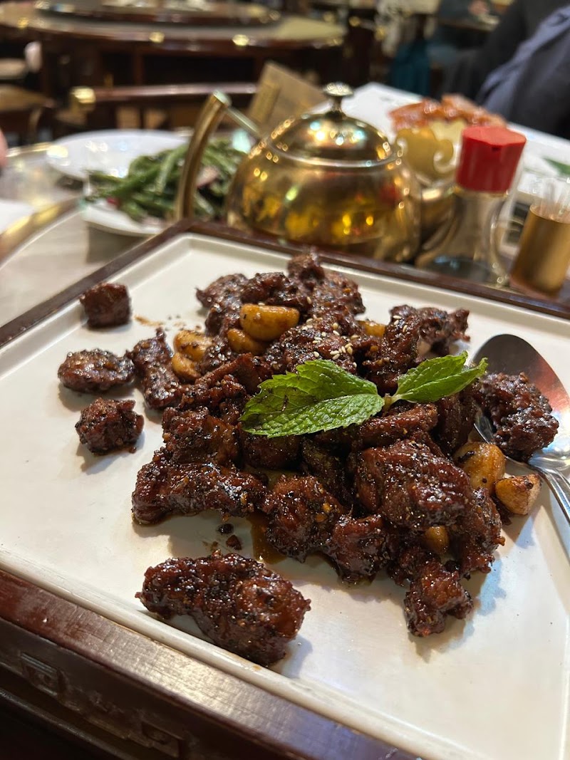Crispy deep-fried rice cake
