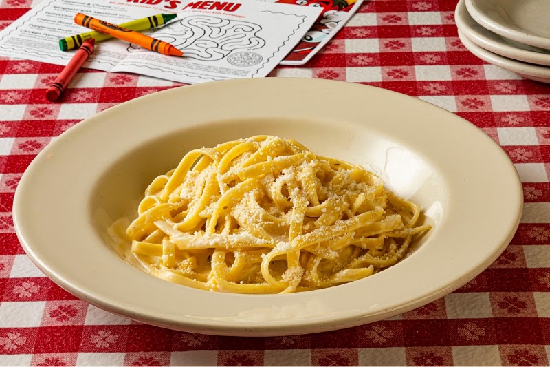 Creamy fettuccine, kids welcome