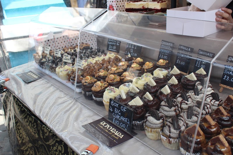 Artisan cupcake stall display