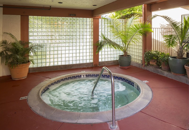 Relaxing in-door hot tub