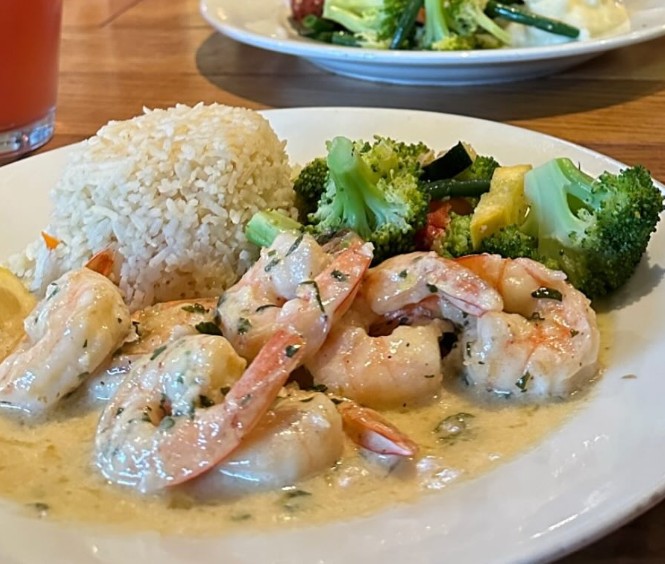 Shrimp scampi with rice