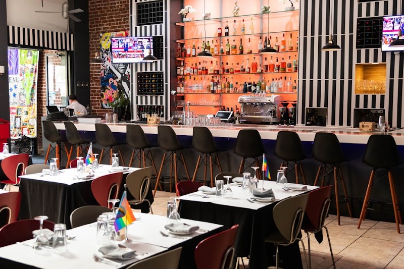 Lively bar, welcoming dining room