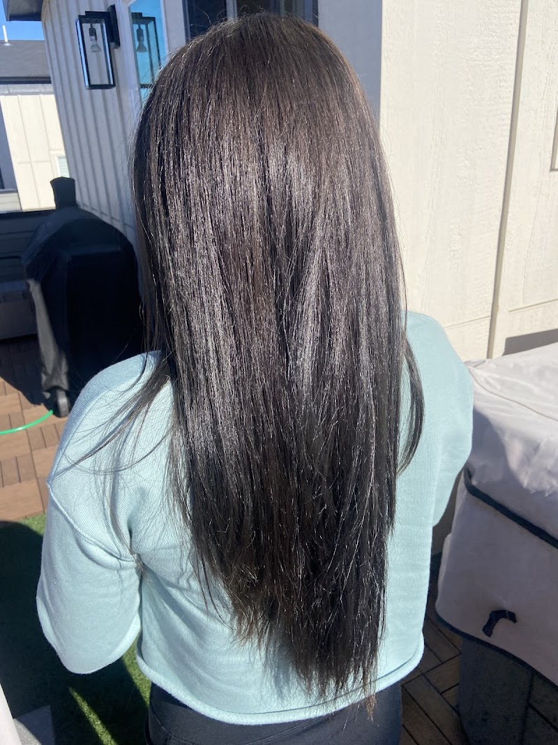 Sleek, healthy long layers