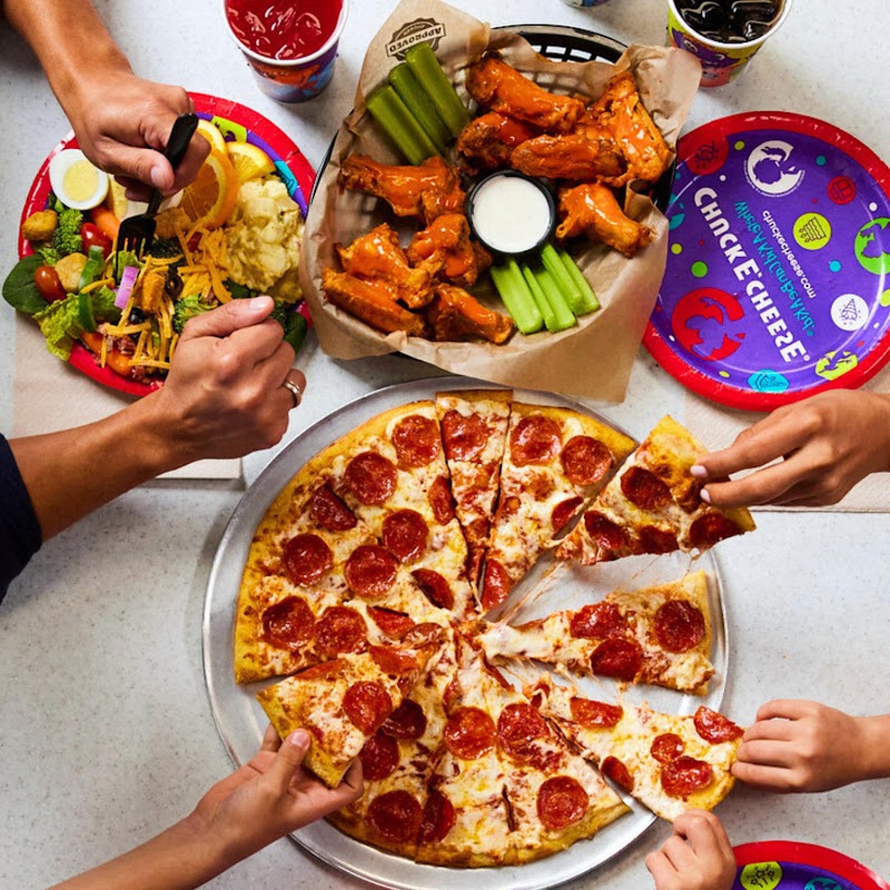 Pizza, wings, family sharing
