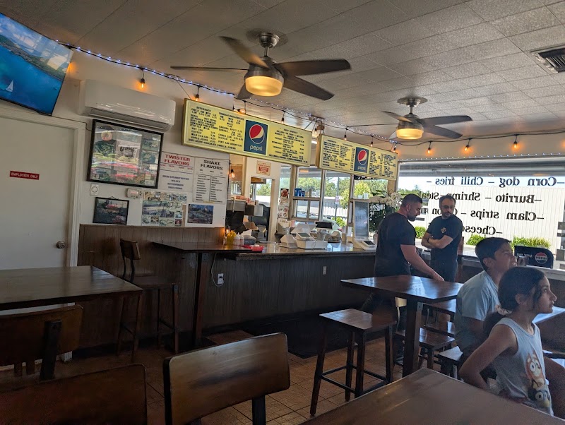 Classic diner, relaxed seating