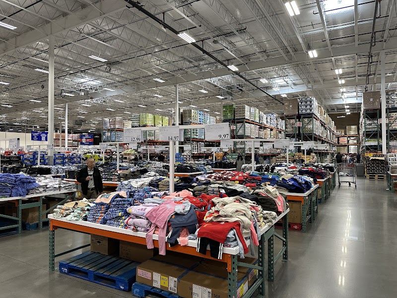 Apparel tables, unbeatable everyday prices