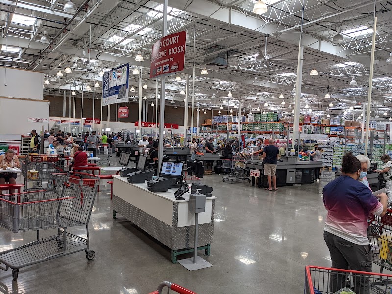 Spacious checkout lanes, moving smoothly