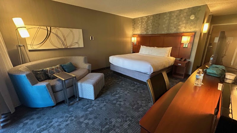 Comfortable king room retreat