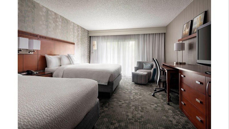 Spacious, well-appointed guest room