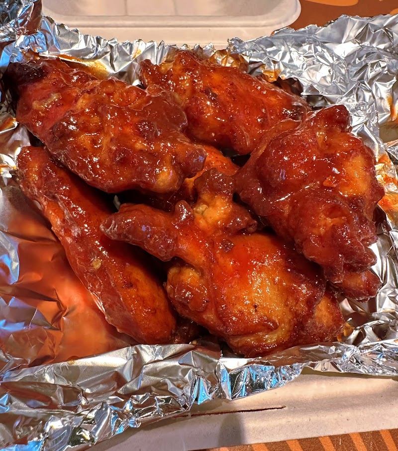 Saucy wings, bold flavor
