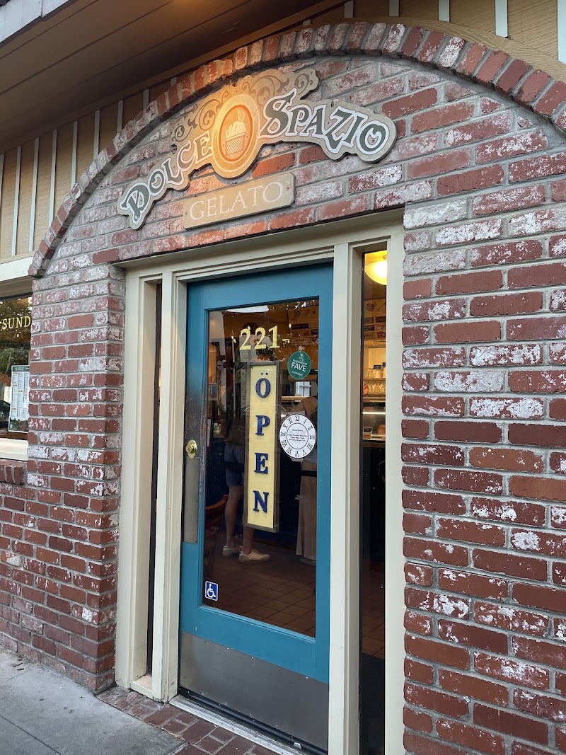 Charming Italian gelato entrance