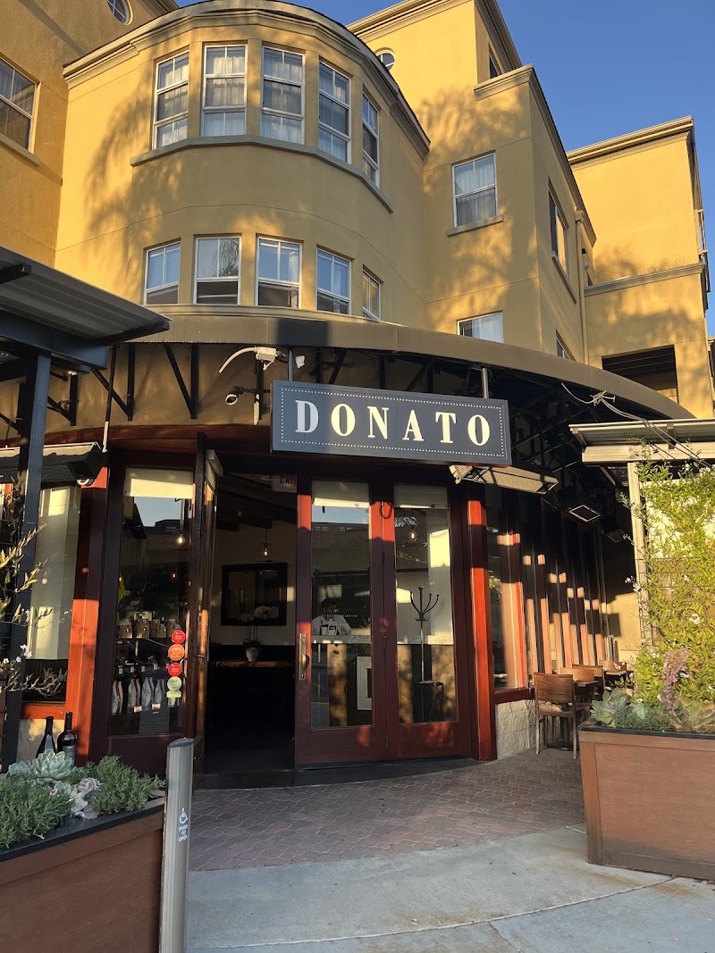 Donato Enoteca welcoming entrance