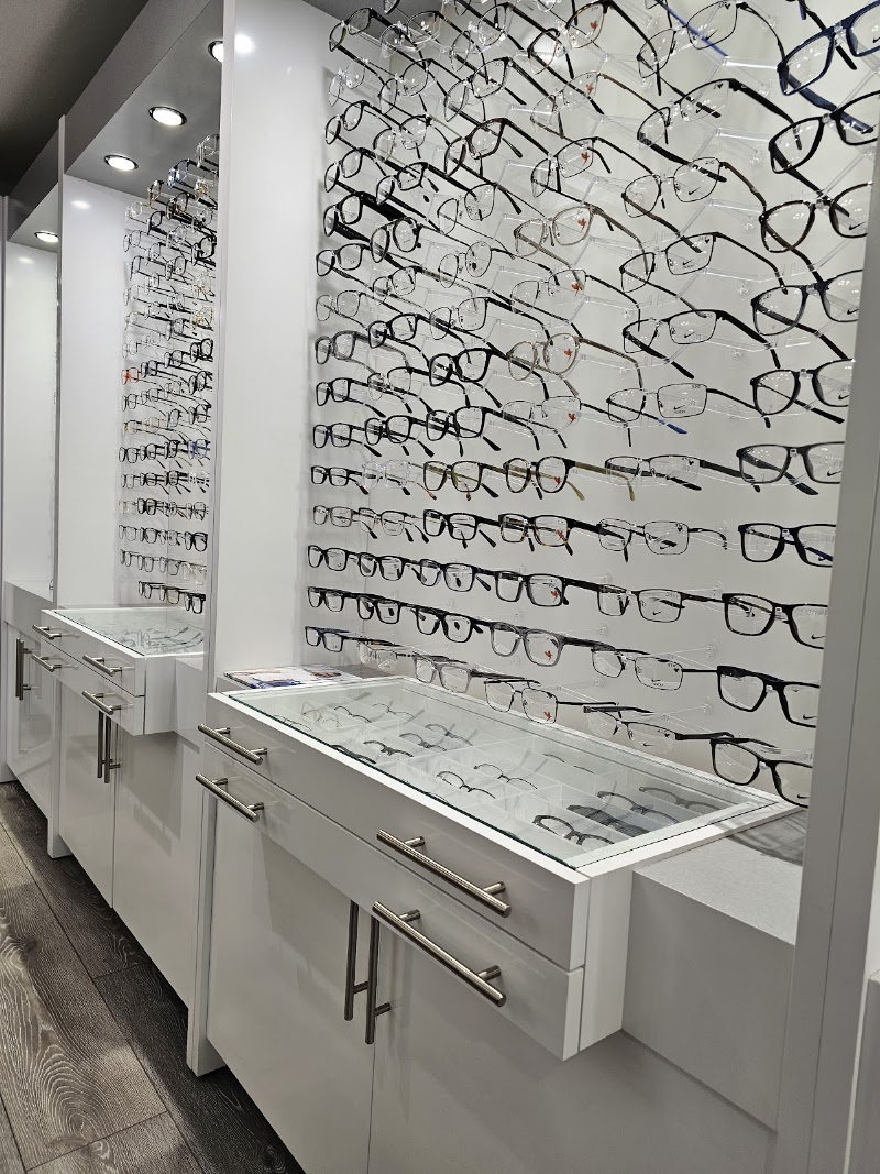 Extensive eyeglass frame selection