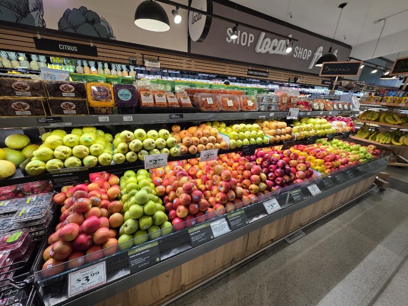 Local apples, shop fresh