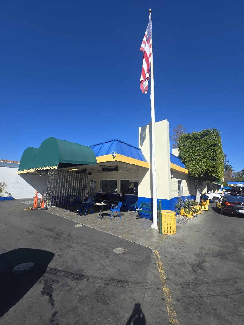 Clean, welcoming drop-off area