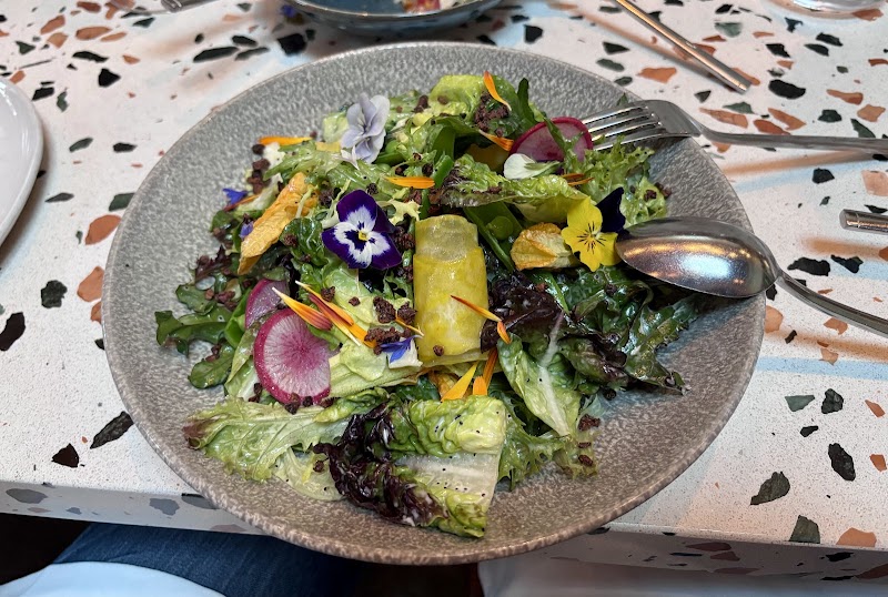Garden salad, edible flowers