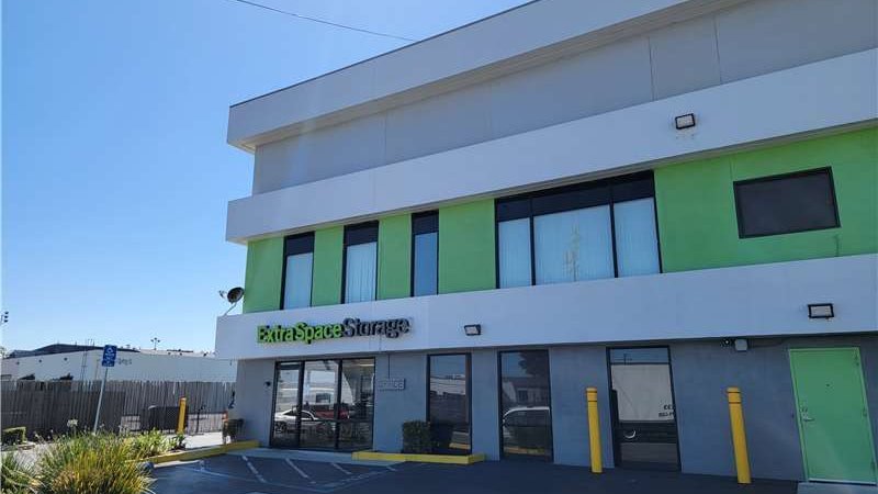 Extra Space Storage (Redwood City)