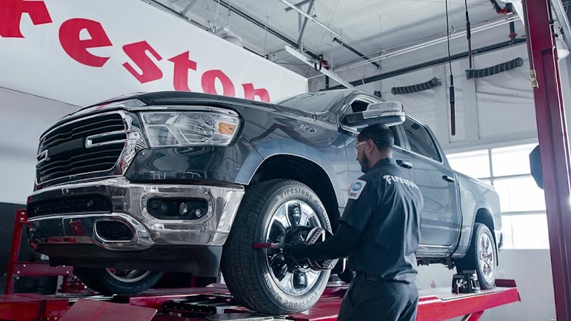 Expert tire service underway