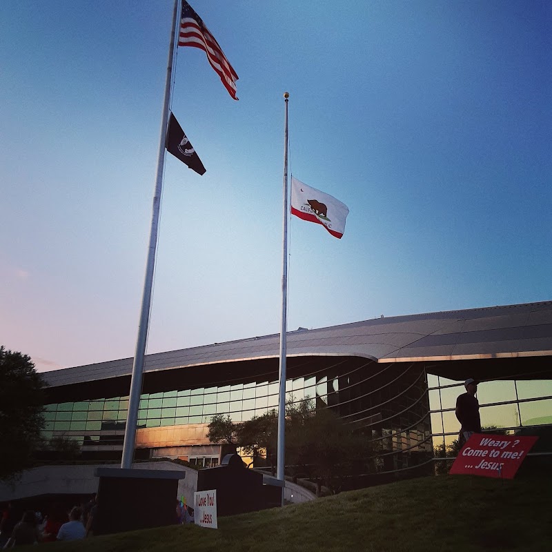Flags at civic grounds