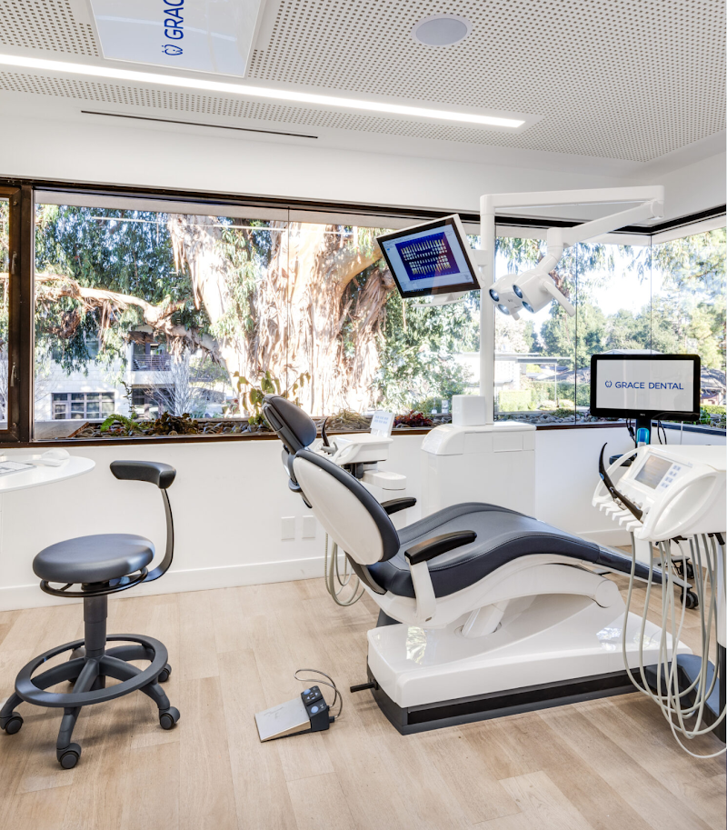 Clean operatory, natural light