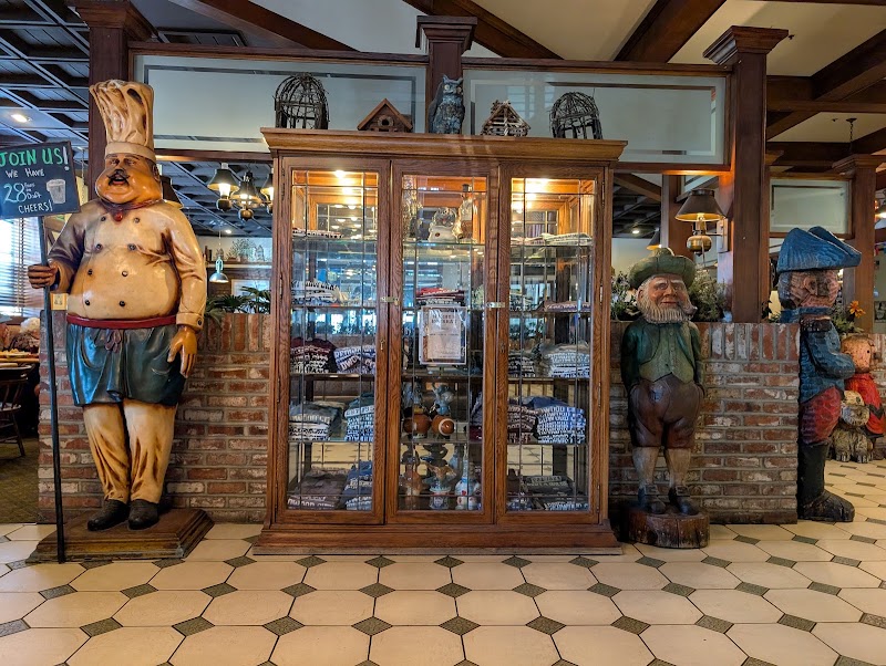 Charming décor, cozy character