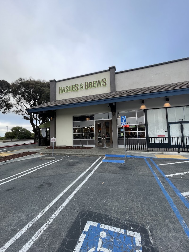 Hashes & Brews storefront