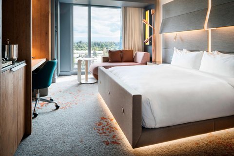 Bright room with panoramic windows