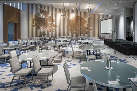 Flexible event space, elegant