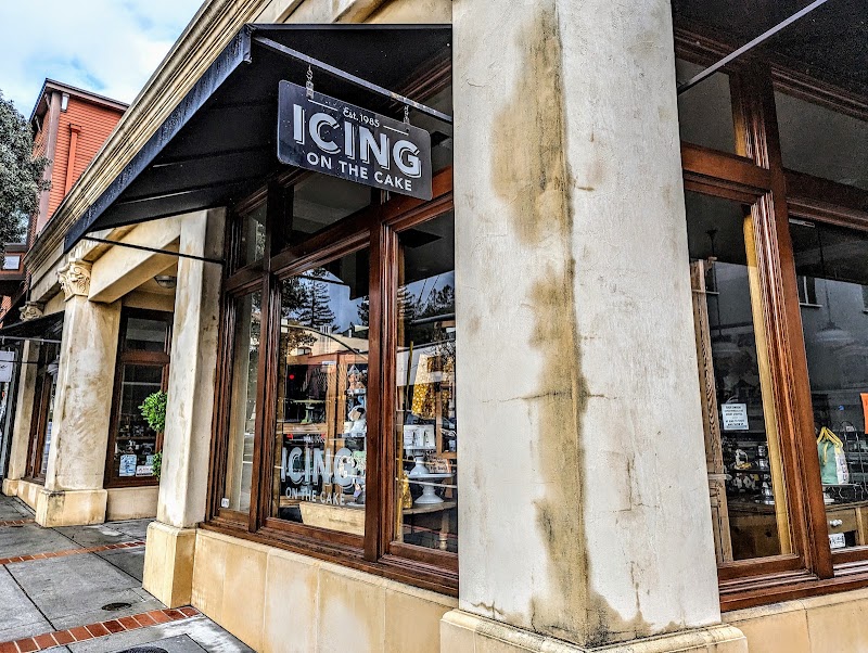 Welcoming storefront in Los Gatos