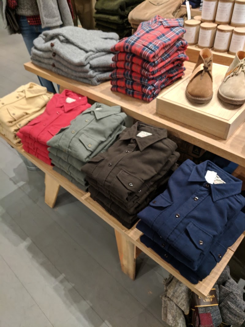 Folded shirts retail display