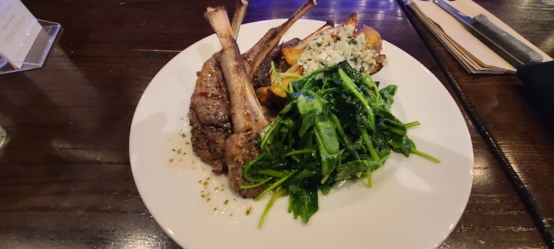 Lamb chops, fresh greens