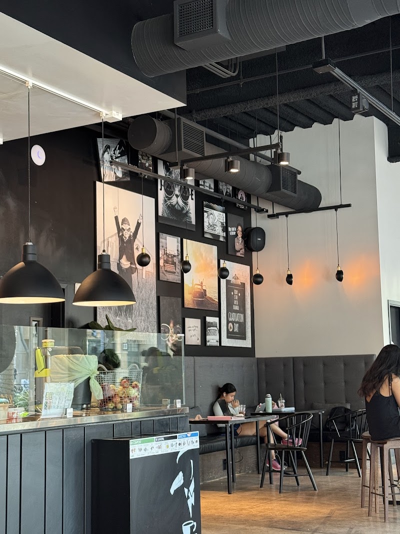 Relaxed industrial interior seating