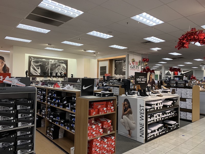 Athletic and casual footwear